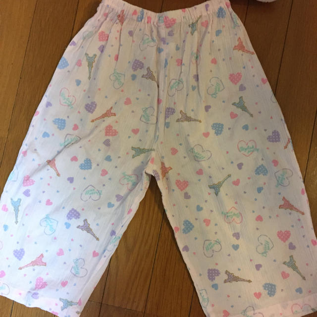 天使のしっぽ❗️フリル半袖パジャマ 140㎝❗️ キッズ/ベビー/マタニティのキッズ服女の子用(90cm~)(パジャマ)の商品写真