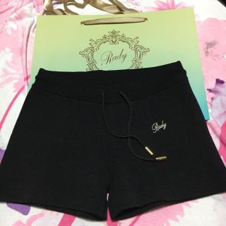 レディー(Rady)のRady ♡しゃりしゃりパンツ ブラック(ショートパンツ)