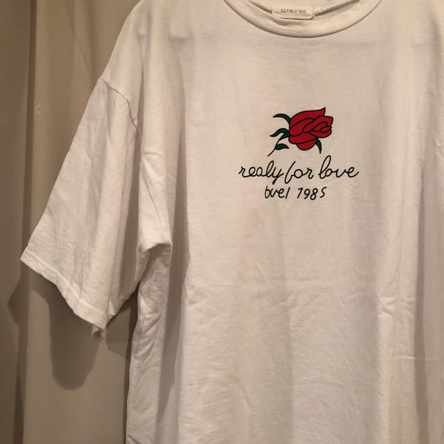 STYLENANDA(スタイルナンダ)のALAND  rose Tシャツ NANDA 韓国 レディースのトップス(Tシャツ(半袖/袖なし))の商品写真