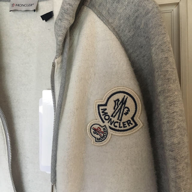 MONCLER(モンクレール)のMONCLER パーカー メンズのトップス(パーカー)の商品写真