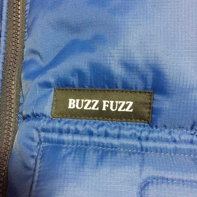 BeBe(ベベ)の値下げしました。BUZZ FUZZ by BEBE  ジャケット キッズ/ベビー/マタニティのキッズ服男の子用(90cm~)(ジャケット/上着)の商品写真