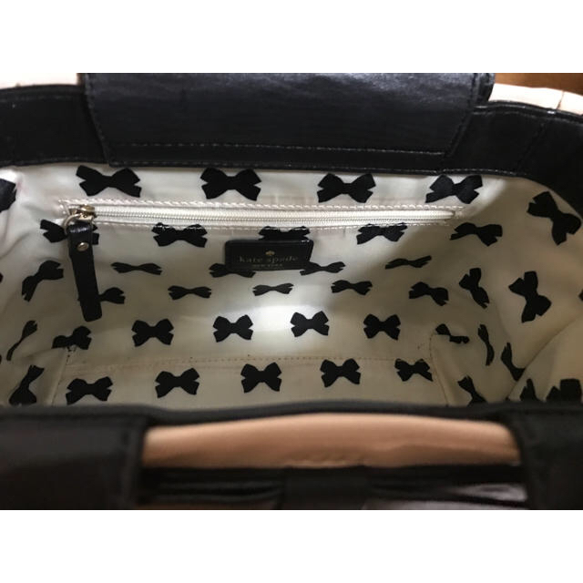 kate spade new york(ケイトスペードニューヨーク)のケイトスペード♡リボンエナメルバッグ美品 レディースのバッグ(ハンドバッグ)の商品写真