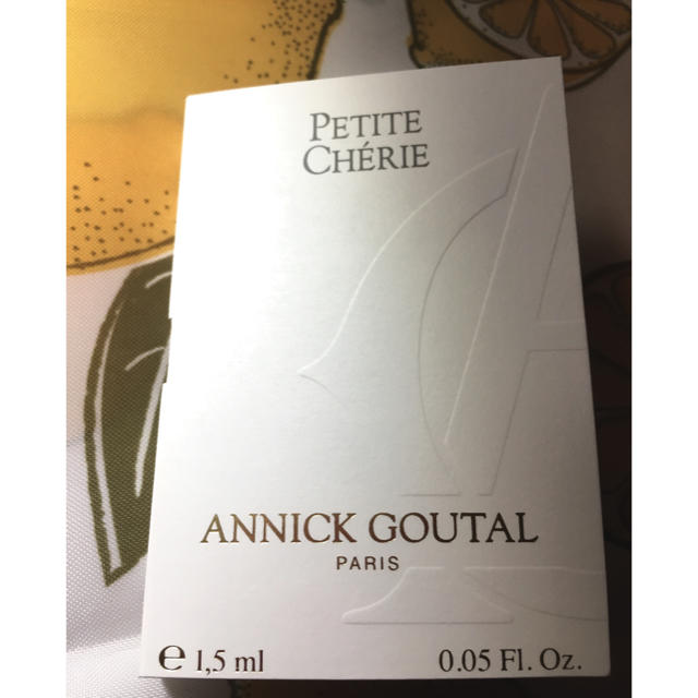 Annick Goutal(アニックグタール)のアニックグタール プチシェリー EDP サンプル1.5ml コスメ/美容の香水(香水(女性用))の商品写真