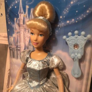 ディズニー(Disney)の新品未開封 Disney シンデレラ クラシックドール(キャラクターグッズ)