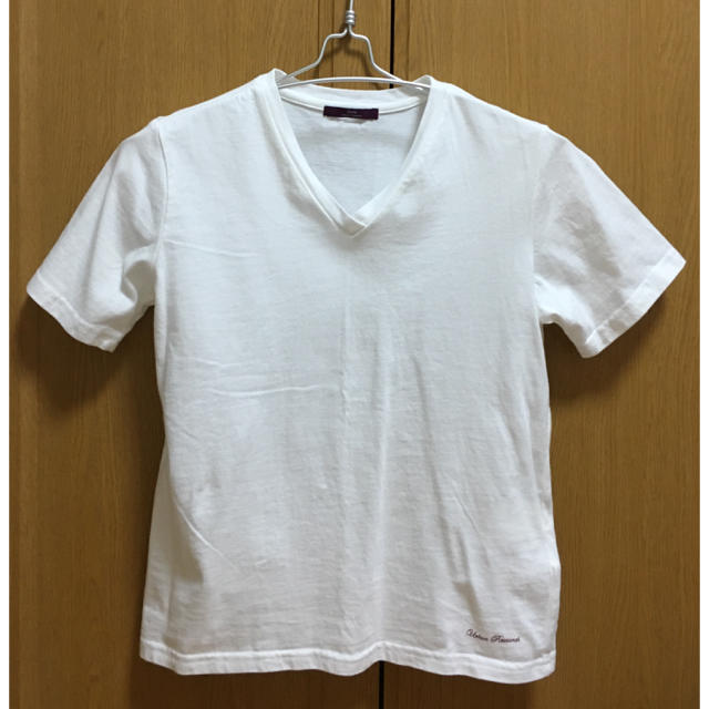 URBAN RESEARCH(アーバンリサーチ)のお値下げ中！【美品、未使用】URBAN RESEARCH ロゴ入り 白Tシャツ レディースのトップス(Tシャツ(半袖/袖なし))の商品写真