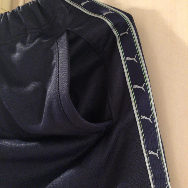 PUMA(プーマ)のプーマ 半ズボン ジャージ レディースのパンツ(ハーフパンツ)の商品写真