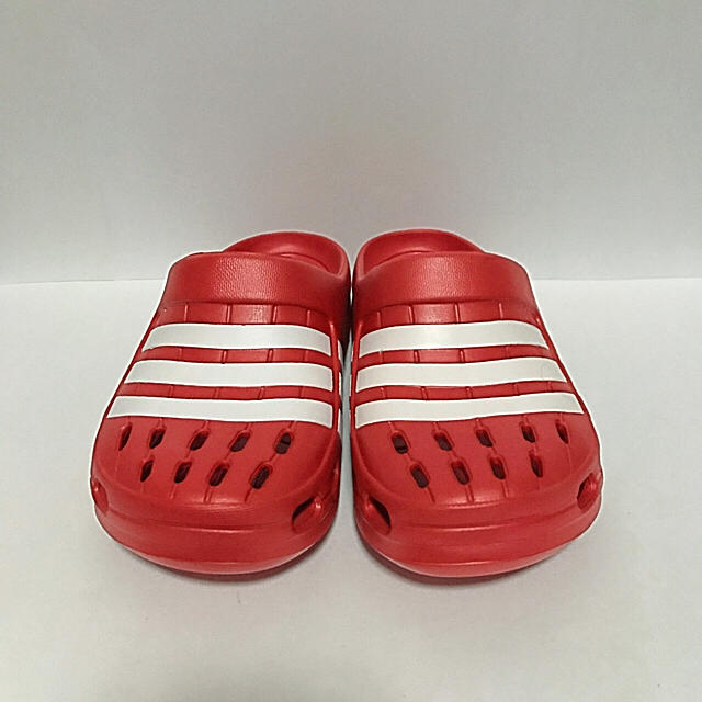 adidas(アディダス)の【新品】adidas デュラモ クロッグ サンダル 赤 レディースの靴/シューズ(スニーカー)の商品写真