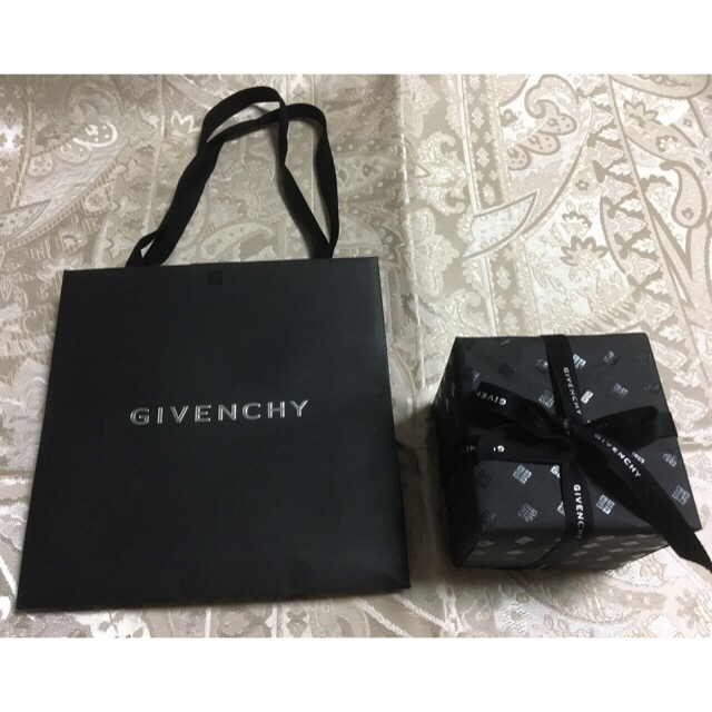 GIVENCHY(ジバンシィ)のイドラ スパークリング フォーム マスク コスメ/美容のスキンケア/基礎化粧品(パック/フェイスマスク)の商品写真