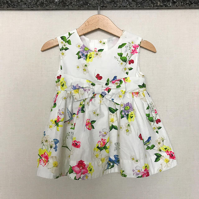 Chesty(チェスティ)のChesty petite 70サイズ 新品未使用 キッズ/ベビー/マタニティのキッズ服女の子用(90cm~)(ワンピース)の商品写真