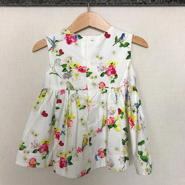 Chesty(チェスティ)のChesty petite 70サイズ 新品未使用 キッズ/ベビー/マタニティのキッズ服女の子用(90cm~)(ワンピース)の商品写真