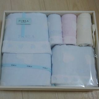 フルラ(Furla)のちゅん子様　ご専用です！(タオル/バス用品)