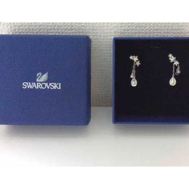 SWAROVSKI(スワロフスキー)のスワロフスキー 星ピアス 雑誌掲載！ レディースのアクセサリー(ピアス)の商品写真