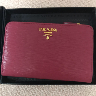プラダ(PRADA)のPRADA 二つ折り財布♡ピンク(財布)