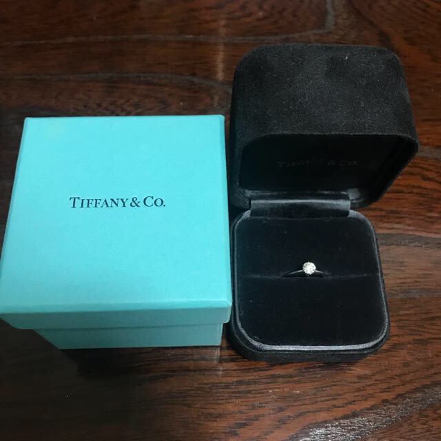 春新作の Tiffany & Co. - ティファニー プラチナpt950 35ct リング(指輪) 春新作の Tiffany & Co. - ティファニー プラチナpt950 35ct リング(指輪)