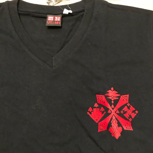 UNIQLO(ユニクロ)のモンスターハンター４  Ｔシャツ  size M   GW03 エンタメ/ホビーのゲームソフト/ゲーム機本体(携帯用ゲームソフト)の商品写真