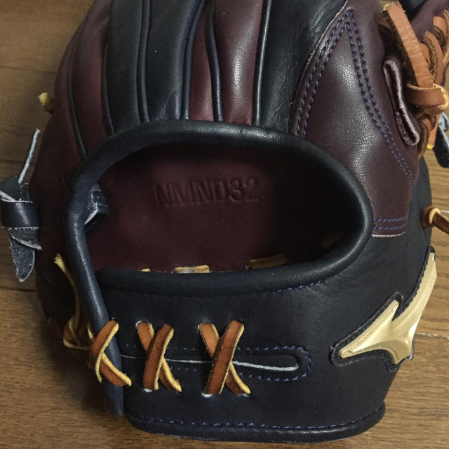 MIZUNO(ミズノ)のcarrot様 ミズノ グローバルエリート 軟式オーダーグローブ 内野手用 スポーツ/アウトドアの野球(グローブ)の商品写真