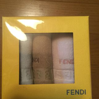 フェンディ(FENDI)のフェンディハンドタオルセット(ハンカチ)