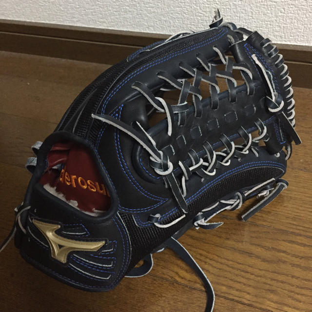 MIZUNO - ミズノ グローバルエリート 軟式オーダーグローブ 外野手用の