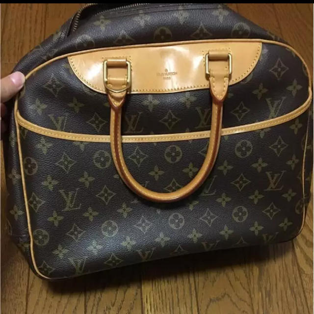 LOUIS VUITTON バッグバッグ