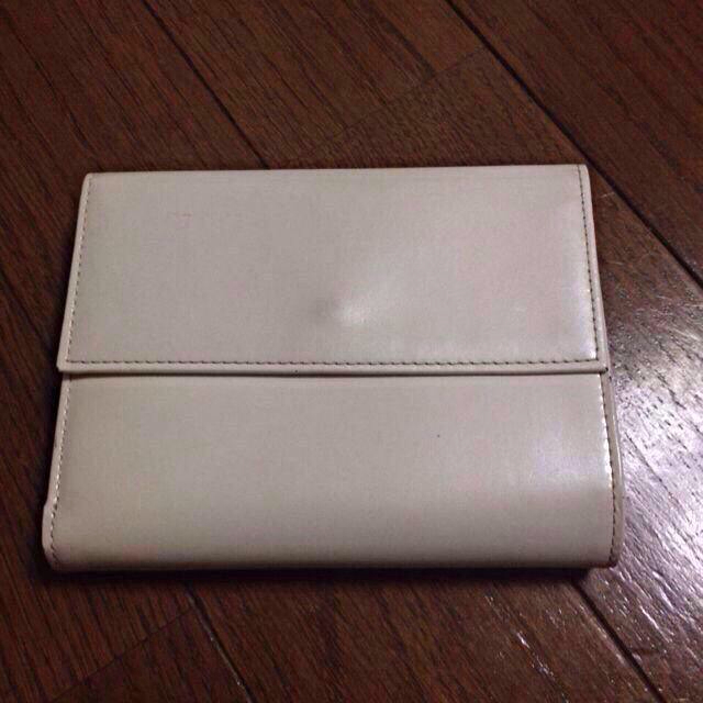 COMME CA DU MODE(コムサデモード)のコムサの白サイフ レディースのファッション小物(財布)の商品写真