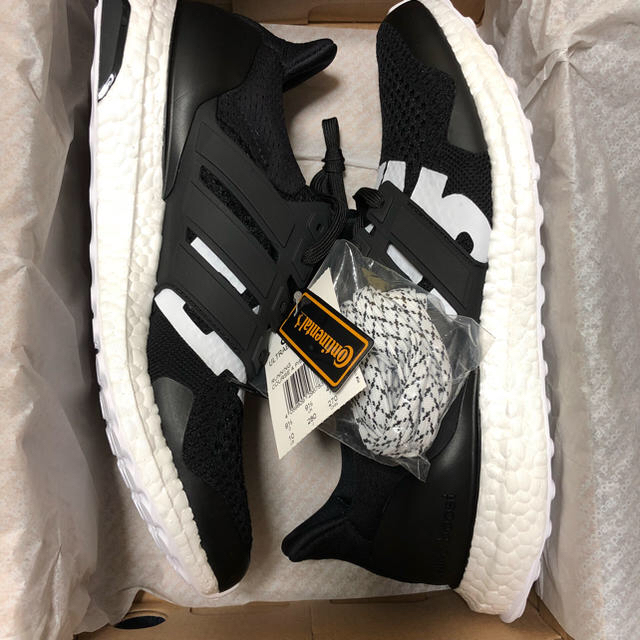 UNDEFEATED(アンディフィーテッド)のundefeated ultra boost 28 メンズの靴/シューズ(スニーカー)の商品写真