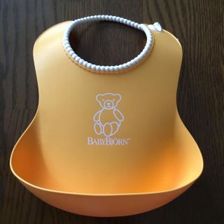 ベビービョルン(BABYBJORN)のベビービョルン ソフトスタイ イエロー(お食事エプロン)