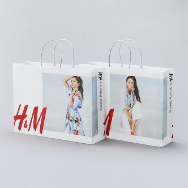 H&M(エイチアンドエム)の安室奈美恵 エンタメ/ホビーのタレントグッズ(ミュージシャン)の商品写真