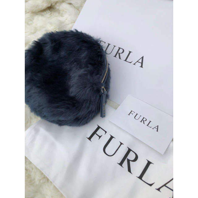 Furla(フルラ)のFURLA ファーポーチ 新品 (K様専用) レディースのファッション小物(ポーチ)の商品写真