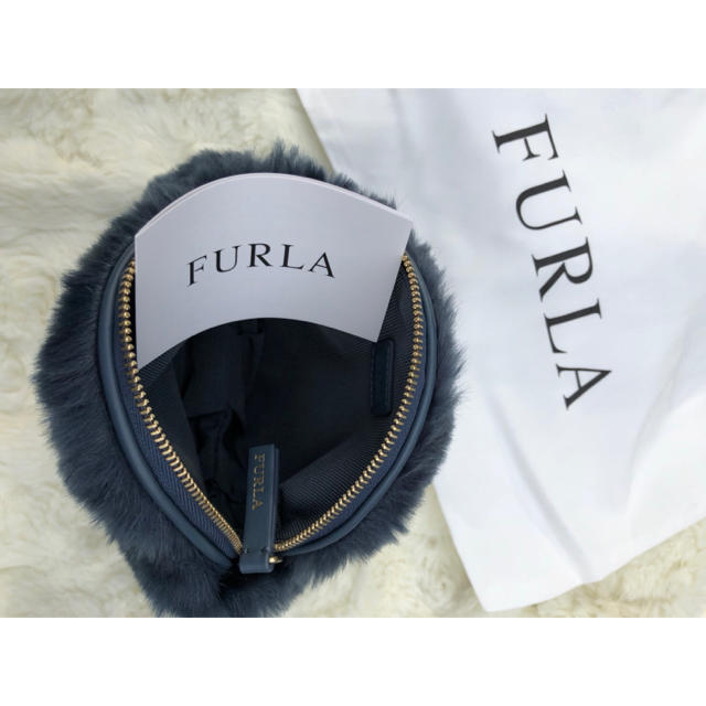 Furla(フルラ)のFURLA ファーポーチ 新品 (K様専用) レディースのファッション小物(ポーチ)の商品写真