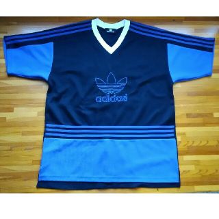 アディダス(adidas)のadidas Tシャツ　メンズ(Tシャツ/カットソー(半袖/袖なし))