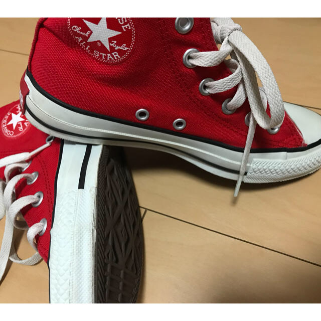 CONVERSE(コンバース)の【5/8まで大幅にお値下げ】CONVERSE/ハイカット/スニーカー/赤 レディースの靴/シューズ(スニーカー)の商品写真