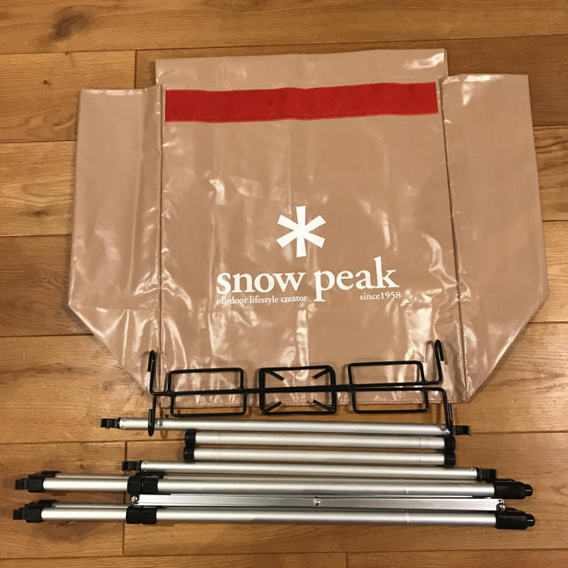 Snow Peak(スノーピーク)の専用です。廃盤 美品 スノーピーク ガビングスタンド ゴミ箱 インテリア/住まい/日用品のインテリア小物(ごみ箱)の商品写真