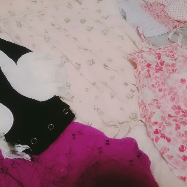 babyGAP(ベビーギャップ)のお値下げ☆女の子セット☆60-70 キッズ/ベビー/マタニティのベビー服(~85cm)(ロンパース)の商品写真