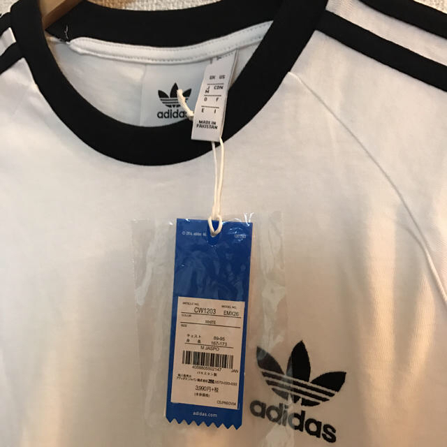 adidas(アディダス)のadicolor アディダス オリジナルス 3ストライプス 半袖 Tee 白 メンズのトップス(Tシャツ/カットソー(半袖/袖なし))の商品写真