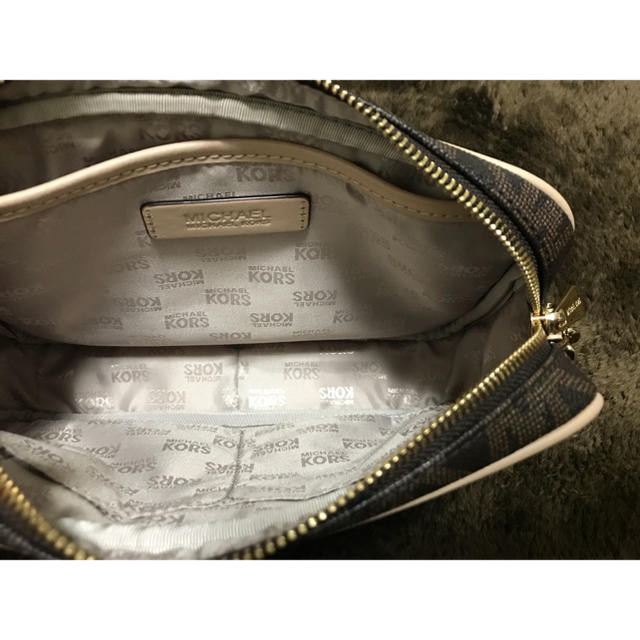 Michael Kors(マイケルコース)のさーやさん専用 (MICHAEL KORS / ショルダーバッグ) レディースのバッグ(ショルダーバッグ)の商品写真