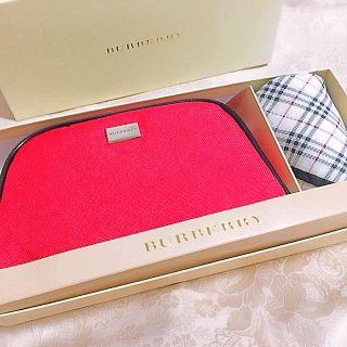 バーバリー(BURBERRY)の未使用☆バーバリー☆ポーチ&ハンカチセット(ポーチ)