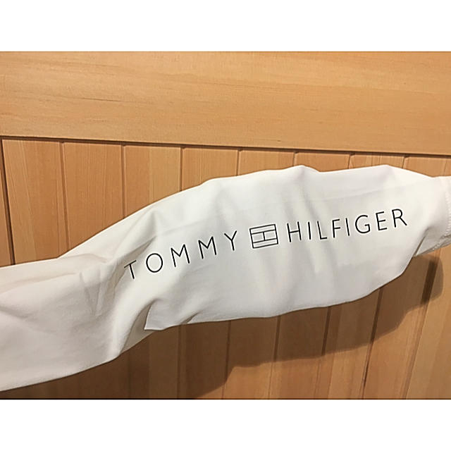 TOMMY HILFIGER(トミーヒルフィガー)のTommy hilfiger レディース スポーツインナー スポーツ/アウトドアのランニング(ウェア)の商品写真