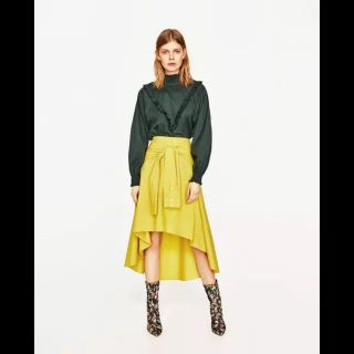 ザラ(ZARA)のZARA   ミディ丈スカート(ひざ丈スカート)