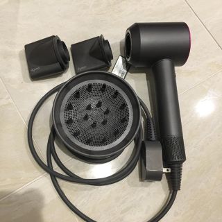 ダイソン(Dyson)のダイソン ヘアドライヤー 中古(ドライヤー)