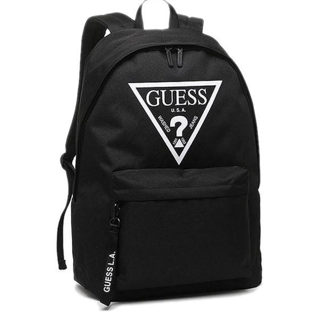 GUESS  黒　リュック