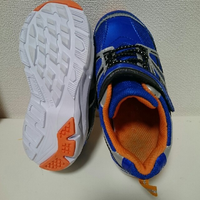 Chiyoda(チヨダ)の光る靴17㎝☆ダンスや室内履きに キッズ/ベビー/マタニティのキッズ靴/シューズ(15cm~)(スクールシューズ/上履き)の商品写真