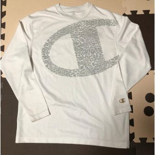 チャンピオン(Champion)のTシャツ（長袖）(Tシャツ/カットソー(七分/長袖))