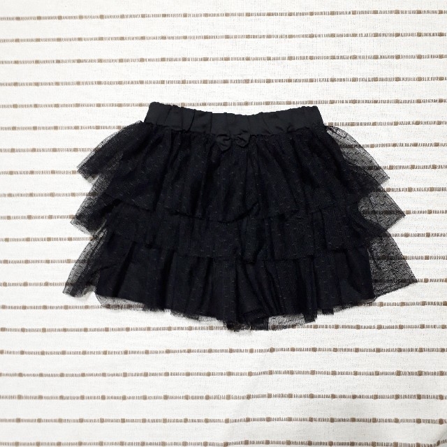 GU(ジーユー)の専用☆3段ﾚｰｽ　ｼｮｰﾄﾊﾟﾝﾂ　西松屋デニム キッズ/ベビー/マタニティのキッズ服女の子用(90cm~)(パンツ/スパッツ)の商品写真