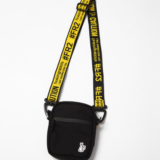 VANQUISH(ヴァンキッシュ)のFR2 サコッシュ メンズのバッグ(ショルダーバッグ)の商品写真