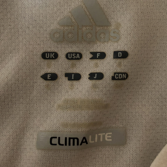 adidas(アディダス)のTシャツ メンズのトップス(Tシャツ/カットソー(半袖/袖なし))の商品写真