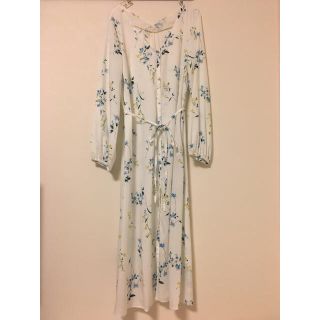 セシルマクビー(CECIL McBEE)の新品タグ付き♡花柄ロングワンピース♡CECIL McBEE dazzlin(ロングワンピース/マキシワンピース)