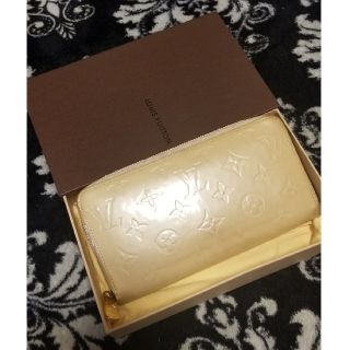 ルイヴィトン(LOUIS VUITTON)の【中古】VUITTON ヴェルニ 長財布 ラウンドファスナー(財布)