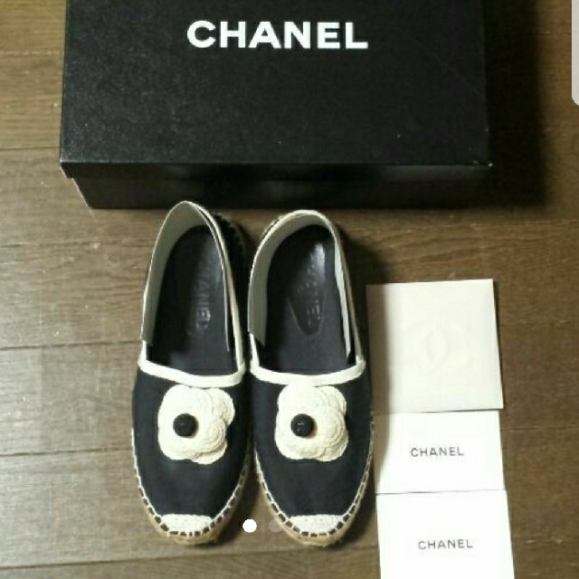 CHANEL(シャネル)のCHANEL レディースの靴/シューズ(スリッポン/モカシン)の商品写真