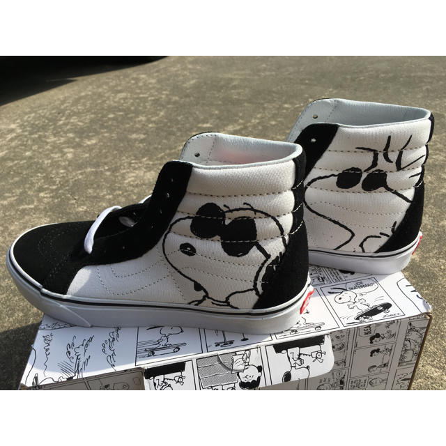 VANS(ヴァンズ)のVANS×PEANUTS Sk8-Hi SNOOPY26.5cm送料込み メンズの靴/シューズ(スニーカー)の商品写真