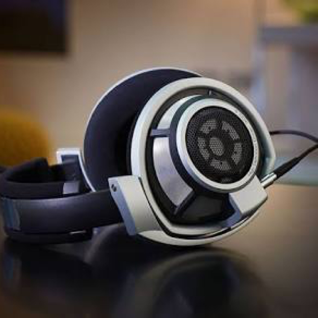 HD800